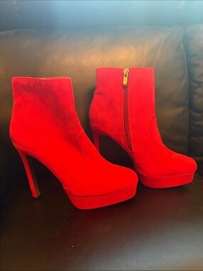 Natasha Shoe Dazzle Red Suede Platform Ankle Boots